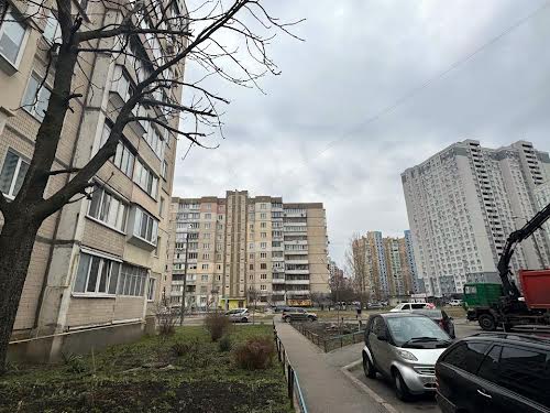 квартира за адресою Драгоманова вул., 7А