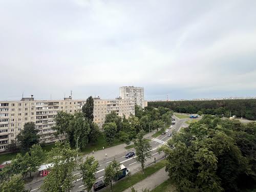 кімната за адресою Кубанської України вул. (Маршала Жукова), 30