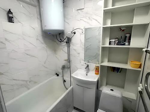 квартира за адресою Степана Бандери вул., 8а