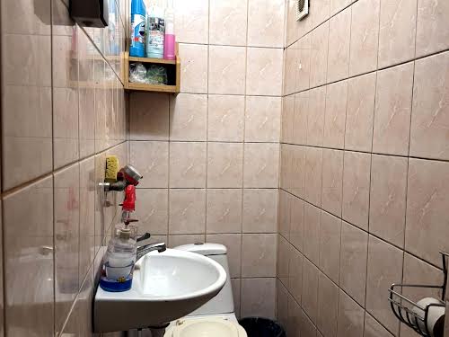 комерційна за адресою Лемківська вул., 12