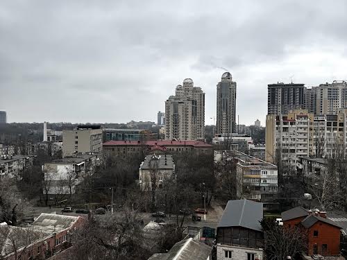 квартира за адресою Сонячна вул., 4