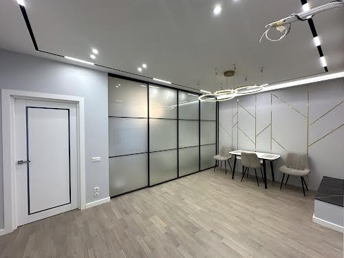 квартира за адресою Михайла Максимовича вул. (Онуфрія Трутенка), 26б