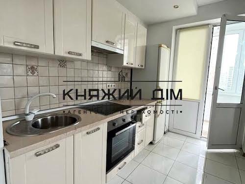 квартира по адресу Феодосийская ул., 3-В