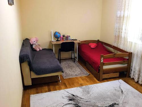 квартира за адресою Галицька вул., 64в