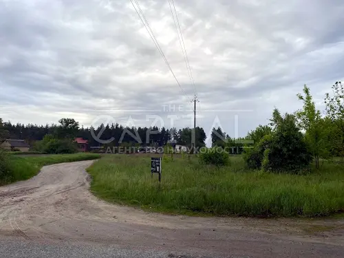 участок по адресу с. Погребы, озерна