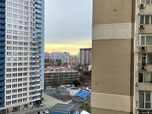 квартира за адресою Літературна, 12 А