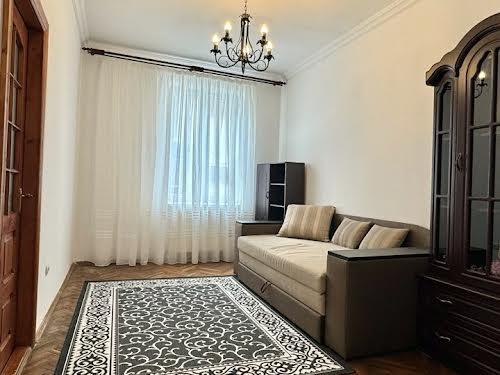 квартира за адресою Щекавицька вул., 10