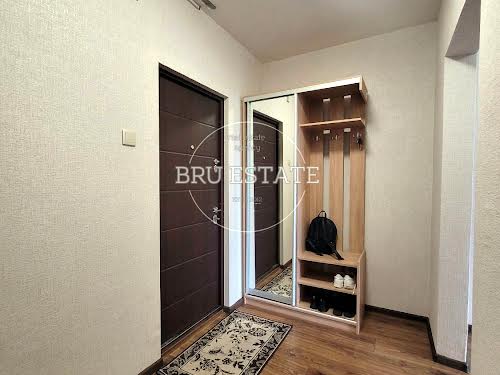 квартира за адресою Драгоманова вул., 8-Б