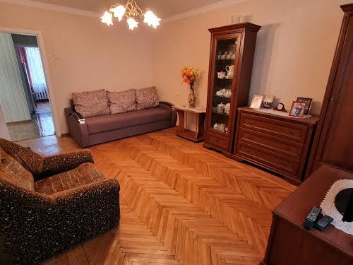 квартира за адресою Луніна, 15 А