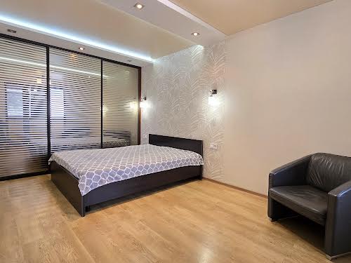квартира за адресою Нескорених вул., 17