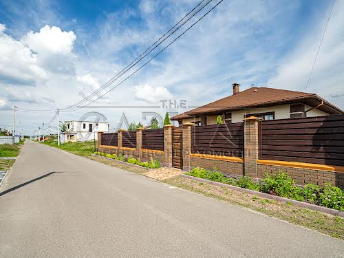 будинок за адресою с. Осещина, Волошкова, 13
