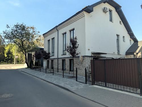 квартира за адресою Цьоклєра, 24