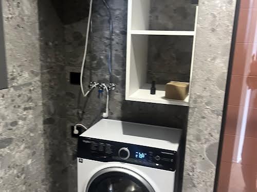 квартира за адресою Салютна вул., 2