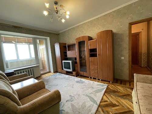 квартира за адресою Лабораторна вул., 46
