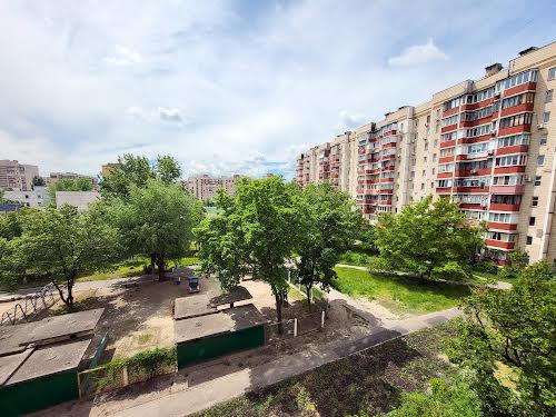 квартира за адресою Леоніда Бикова бульв., 5