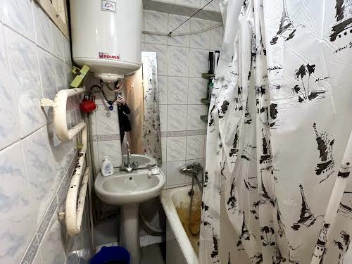 квартира за адресою Василя Симоненка вул., 2