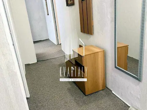 квартира за адресою Зої Гайдай вул., 10-А