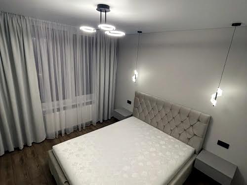 квартира за адресою Степана Бандери вул., 79
