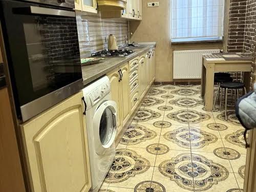 квартира за адресою Пантелеймона Куліша вул., 47