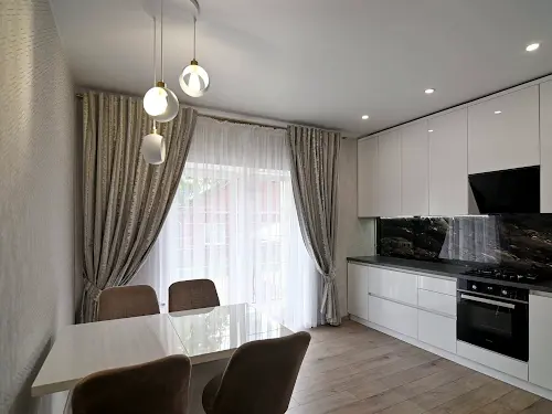 квартира за адресою Клима Савура вул., 8