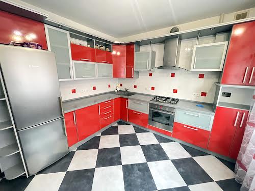 квартира за адресою Курбаса, 7