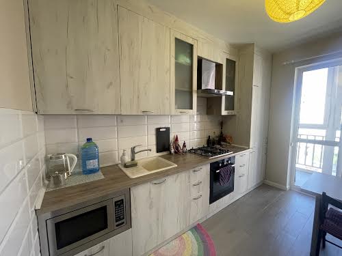 квартира за адресою Метрологічна вул., 15