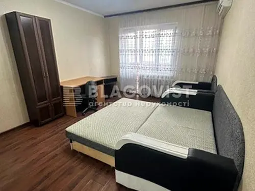 квартира по адресу Дмитрия Луценко ул. (Крейсера 'Аврора'), 5