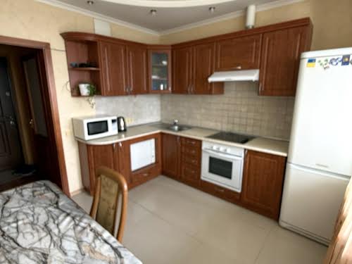 квартира за адресою Верховинна вул., 35