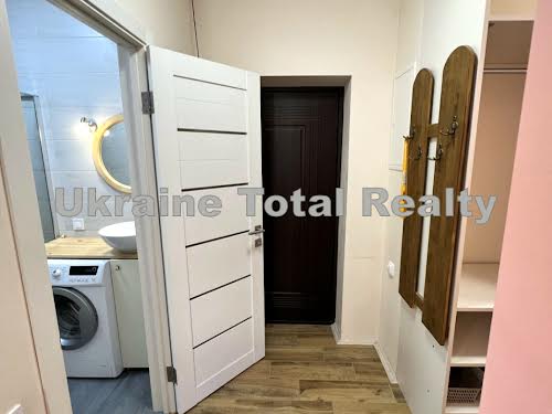 квартира за адресою Райдужна вул., 58