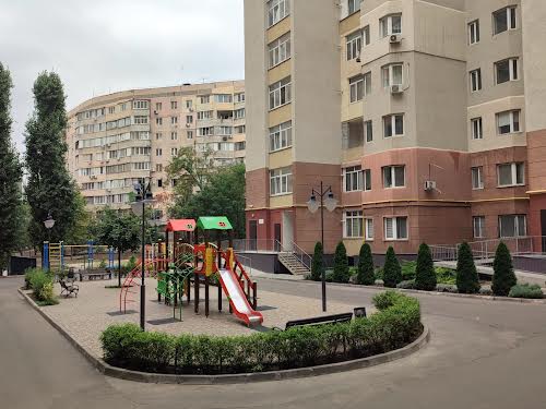 квартира по адресу Евгения Чикаленко ул., 56а