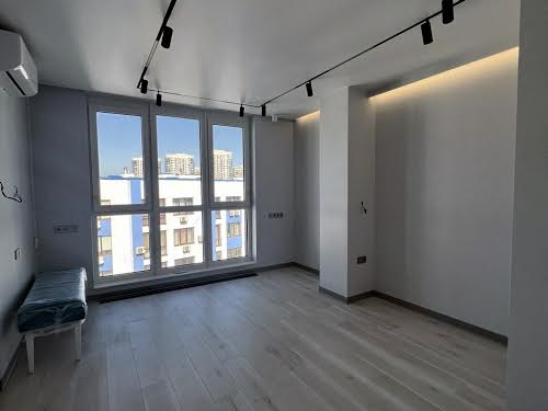 квартира за адресою Центральна вул., 21