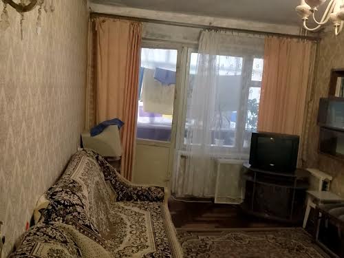 квартира за адресою Ладозька вул., 34