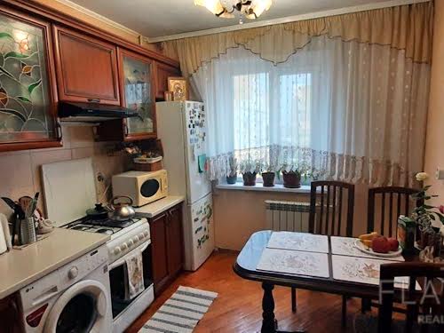 квартира за адресою Драгоманова вул., 9
