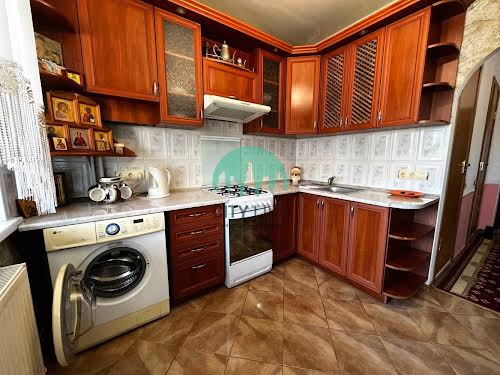 квартира за адресою Молодіжна вул., 46