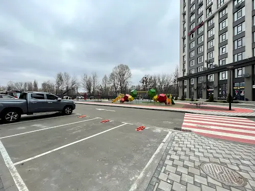 квартира по адресу Любомира Гузара просп. (Космонавта Комарова), 11