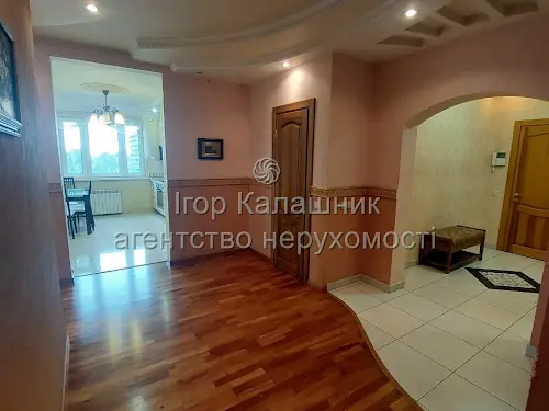 квартира за адресою Ореста Васкула вул., 23