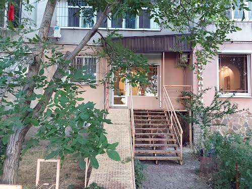 комерційна за адресою Сім'ї Глодан вул., 4