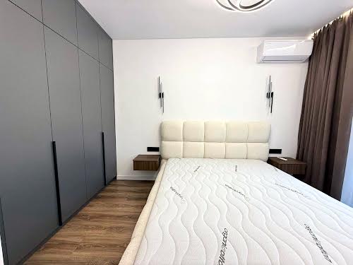 квартира по адресу Крайковского ул., 6