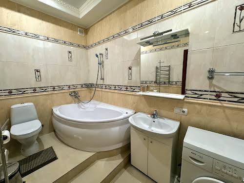 квартира за адресою Соломії Крушельницької вул., 23