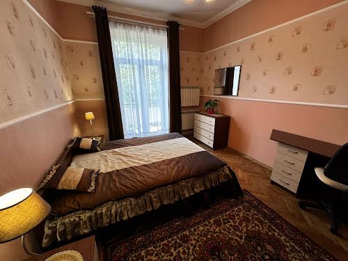 квартира за адресою Гетьмана Петра Дорошенка вул. (), 71