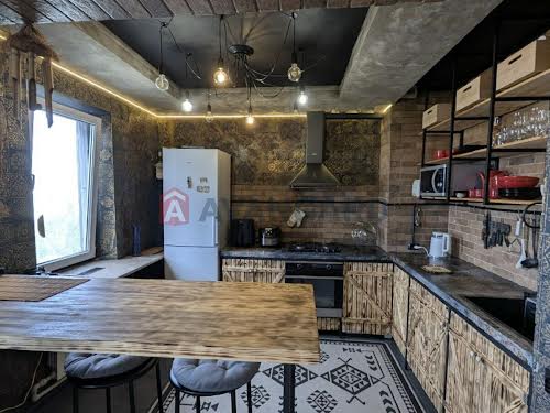 квартира по адресу Металлургов просп., 76а