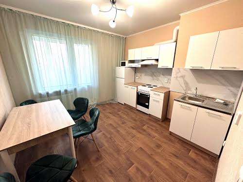 квартира по адресу Ревуцкого ул., 54-А