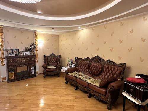 квартира за адресою Лазурна вул. (Гайдара), 2