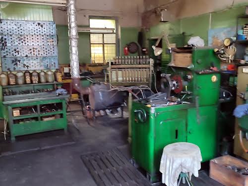 комерційна за адресою проспект Миру, 243