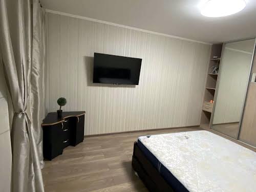 квартира за адресою Ревуцького вул., 42-А
