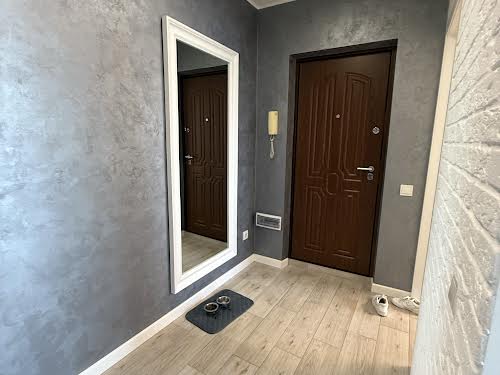 квартира за адресою Грушевського вул., 28