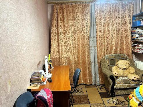 квартира за адресою Данила Галицького вул. (40-річчя Перемоги), 1