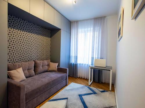 квартира за адресою Олександра Олеся вул., 25в