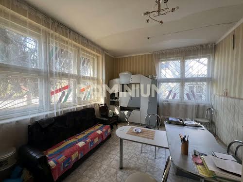 комерційна за адресою Августина Волошина, 96
