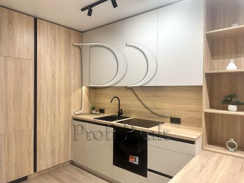 квартира за адресою Родини Крістерів вул., 16